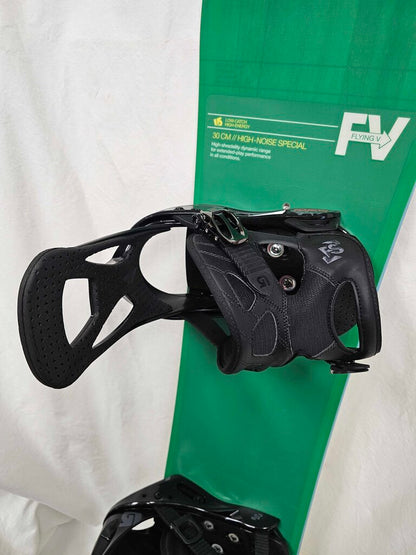 '13 Burton Custom Smalls 30 Snowboard w/ '12 Burton Freestyle One-Up Bindings | 130cm | Flying V | True-Twin