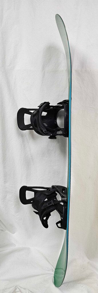 '13 Burton Custom Smalls 30 Snowboard w/ '12 Burton Freestyle One-Up Bindings | 130cm | Flying V | True-Twin