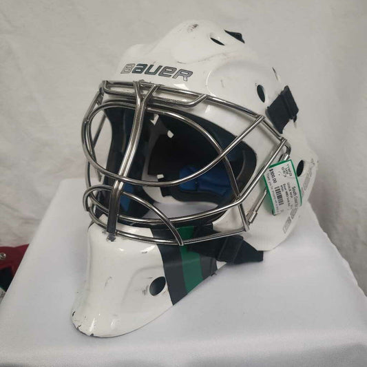 Bauer NME8 Hockey Goalie Mask - Size Senior