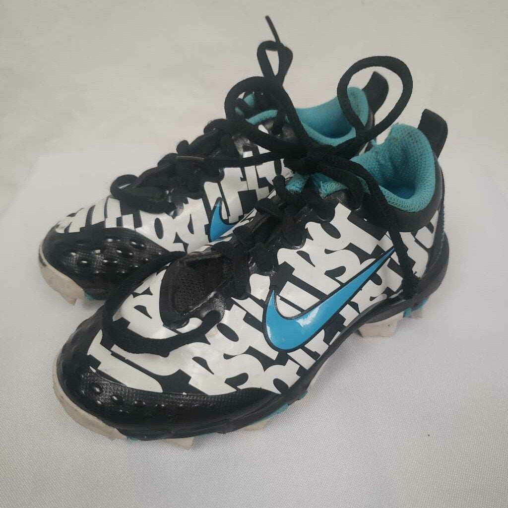 Nike Fastflex Baseball/Softball Cleats - Size Y11