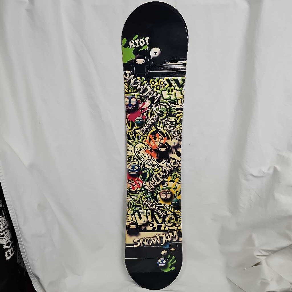 SnowJam Riot Kid's Snowboard | 110cm | Directional Twin | Freestyle/All-Mountain | Camber