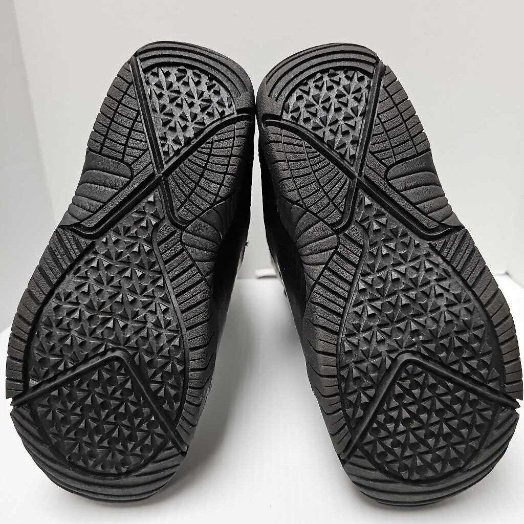 SnowJam Rebel Snowboard Boots | Men's 7 | Black/White