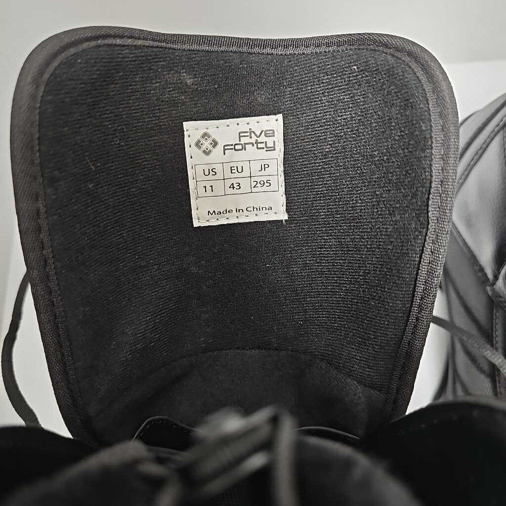 FiveForty Snowboards Rebel Snowboard Boots | Size 11 Men's | Black