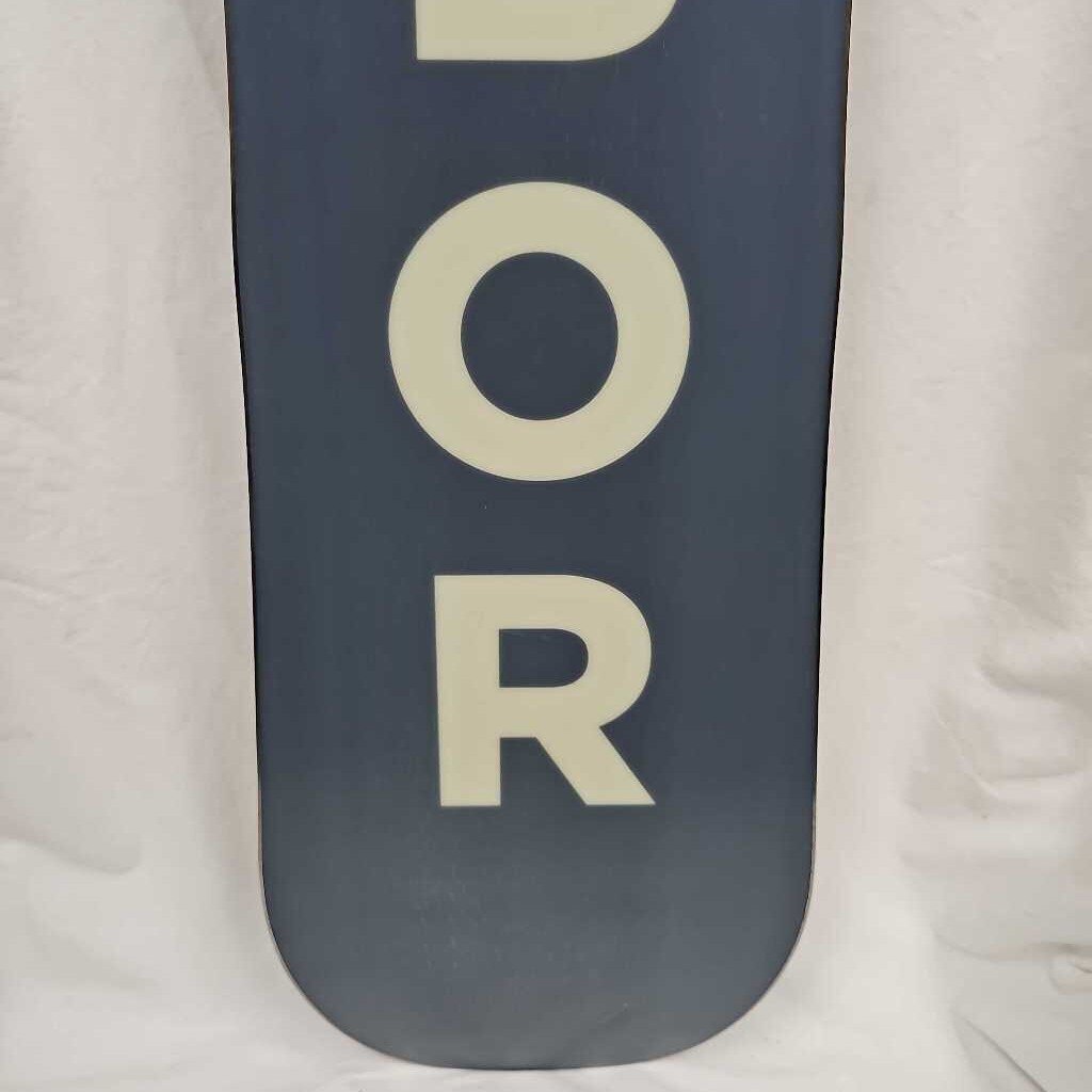 Arbor Foundation 2023 Snowboard | 155cm | All-Mountain | Directional Twin