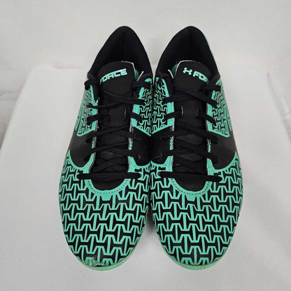 Under Armour Force Kids Soccer Cleats - size 4