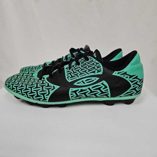 Under Armour Force Kids Soccer Cleats - size 4