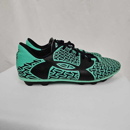 Under Armour Force Kids Soccer Cleats - size 4
