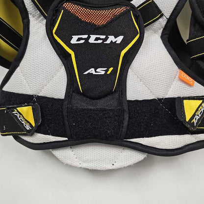 CCM Super Tacks AS1 Youth Hockey Shoulder Pads- Size Youth Large