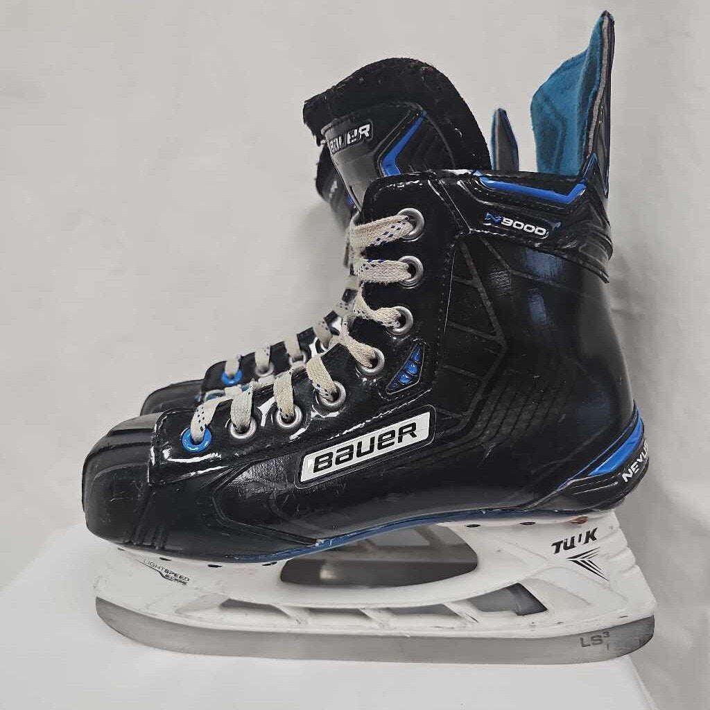 Bauer Nexus N9000 Hockey Skates - Size 5
