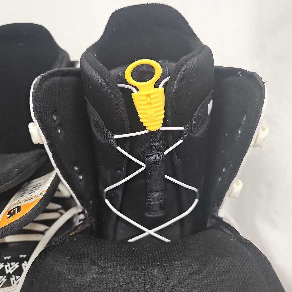 Burton Shaun White Smalls Snowboard Boots - Size 7