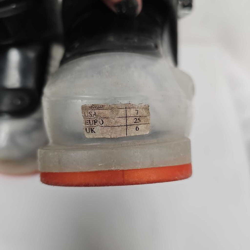 Dalbello Menace Youth Ski Boots - Size 15.5