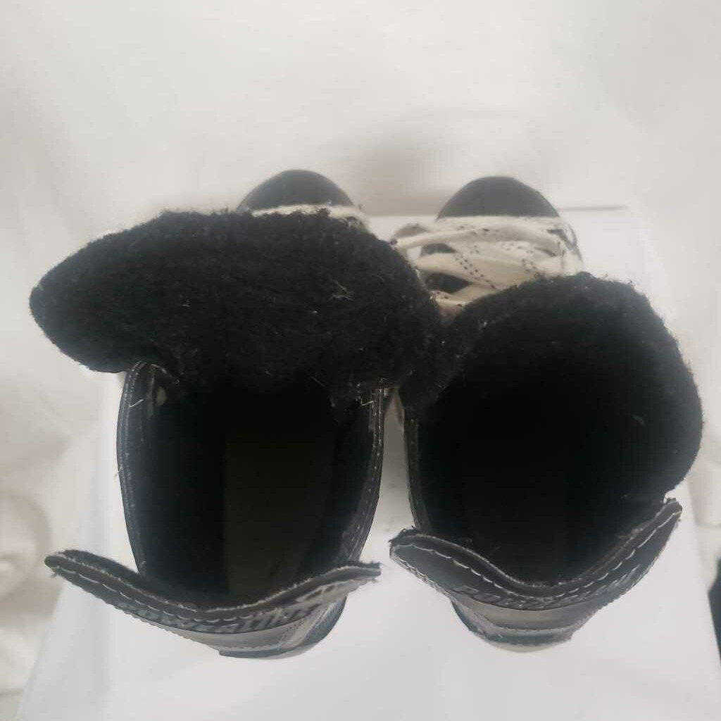 CCM 650 Powerline Hockey Skates Size 1