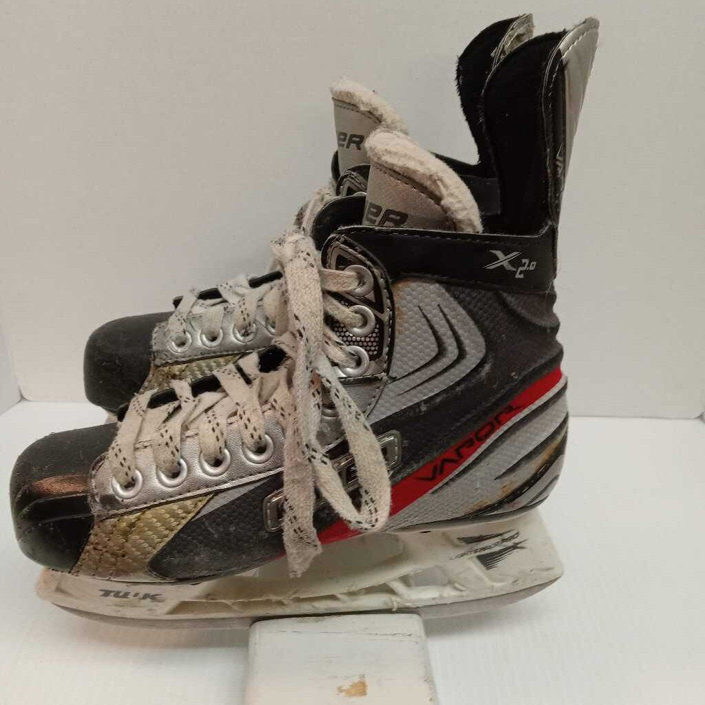 Bauer Vapor X 2.0 Hockey Skates Size 3.5