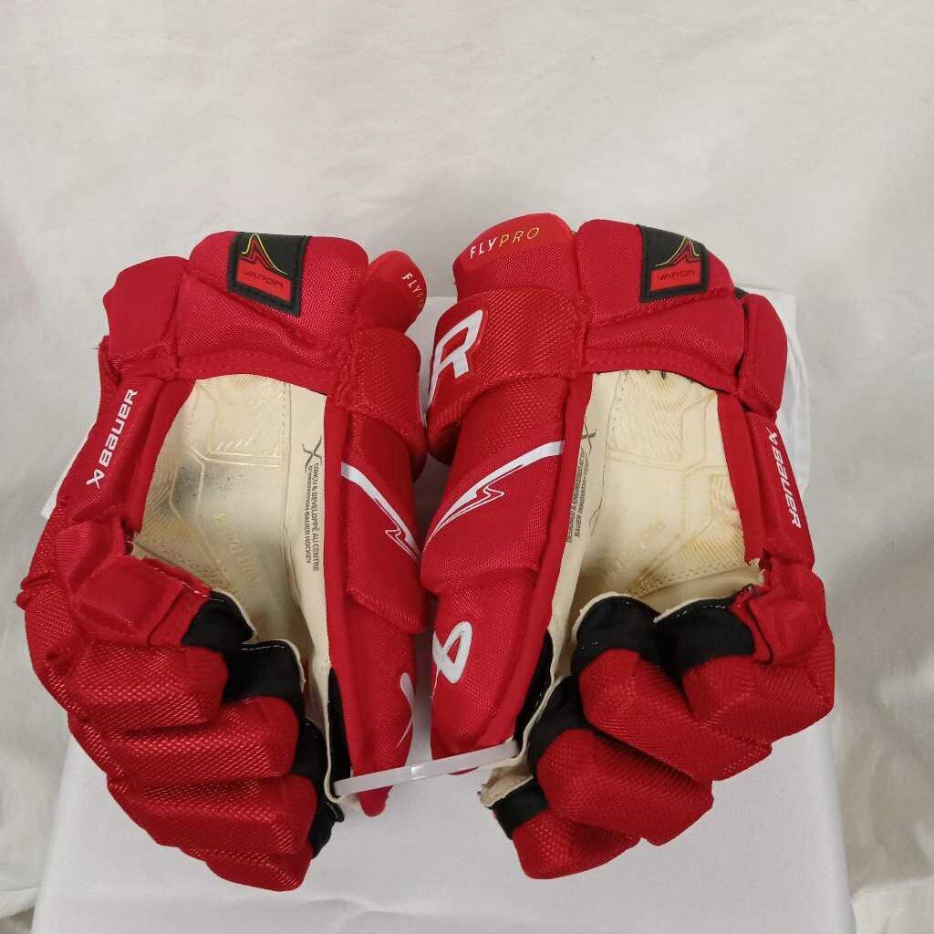 Bauer Vapor Flypro Hockey Gloves Red Size 13"