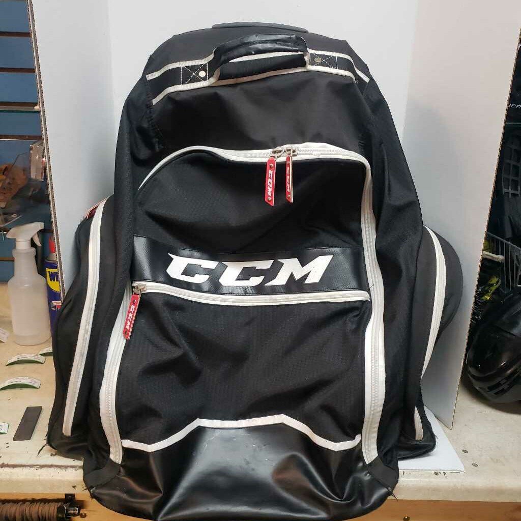 CCM Backpack Style Hockey Bag w/Wheels Black/White Size Junior