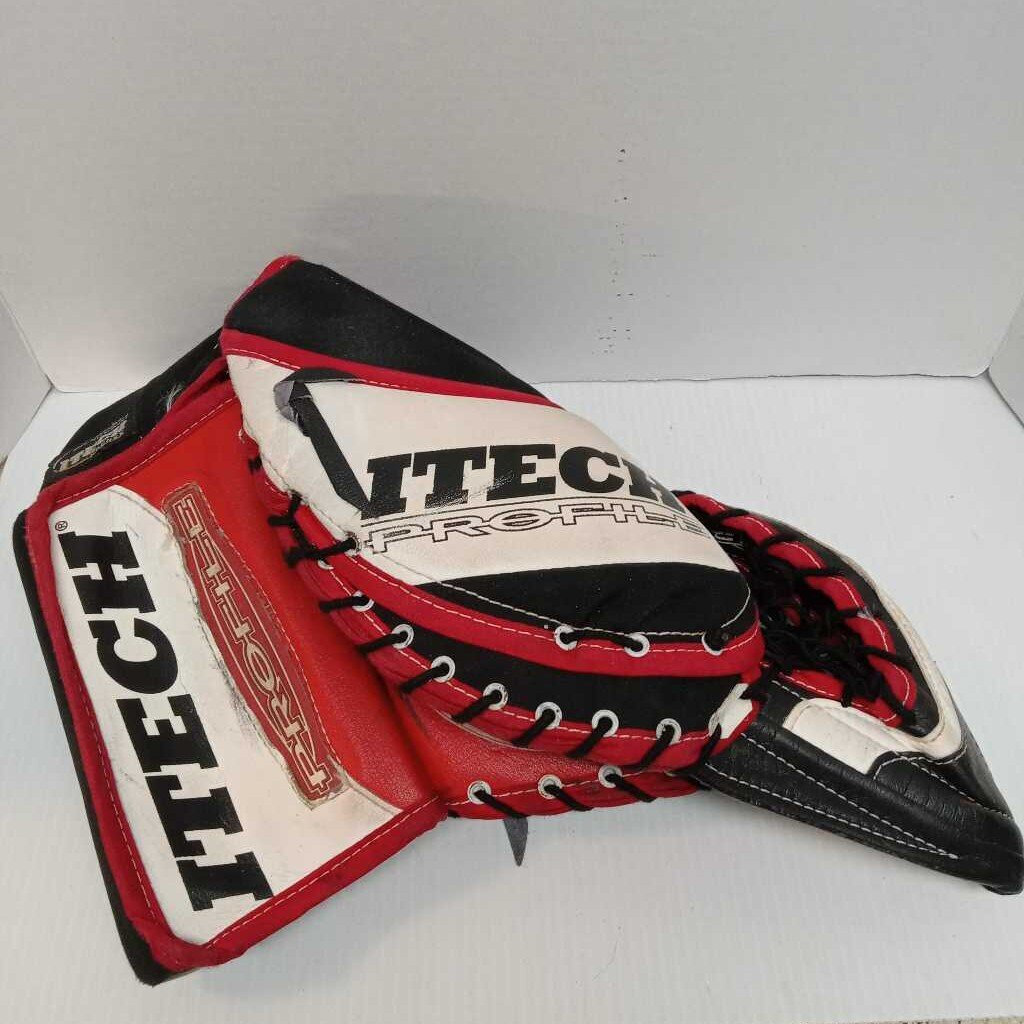 Itech Profile 9.1 Hockey Goalie Trapper Red/Black Size Senior(Fits Right Hand