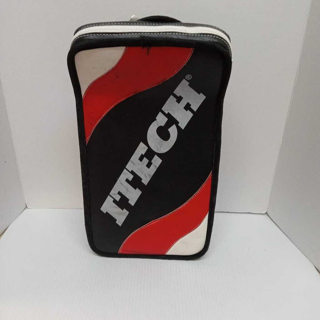 Itech Profile 9.1 Hockey Goalie Blocker Red/Black Size Senior(Fits Left Hand)