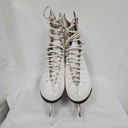 CCM Pastime Women's Figure Skates - Size 6.5