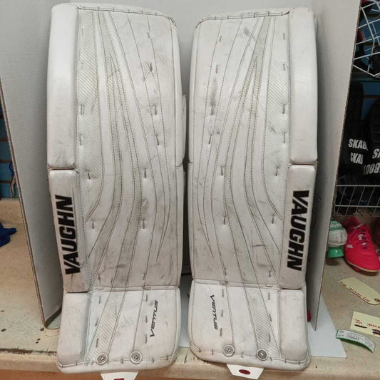 Vaughn Ventus SLR Intermediate Goalie Pads White Size 30" + 2"
