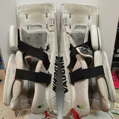 Vaughn Ventus SLR Intermediate Goalie Pads White Size 30" + 2"