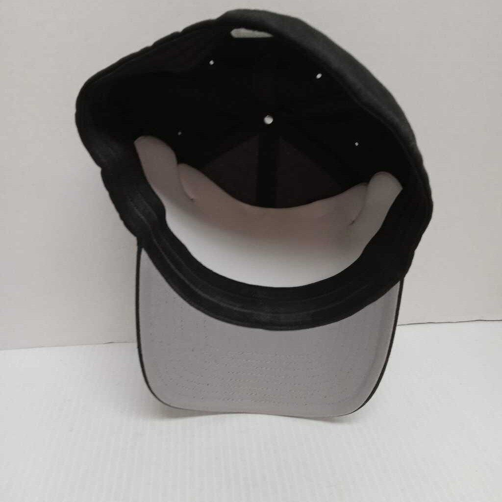 Yo-Zuri Fitted Fishing Hat Black Size Senior L/XL