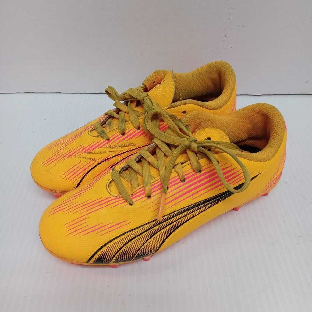 Puma Ultra Soccer Cleats - Size 1