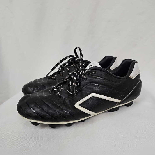 Athletic Works Soccer Cleats - Size 5