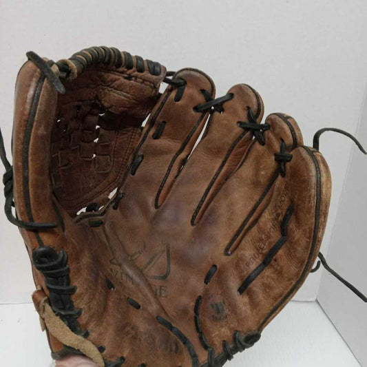 Mizuno Pro Model Vintage Baseball Glove - Size 12.5" Right Hand Throw