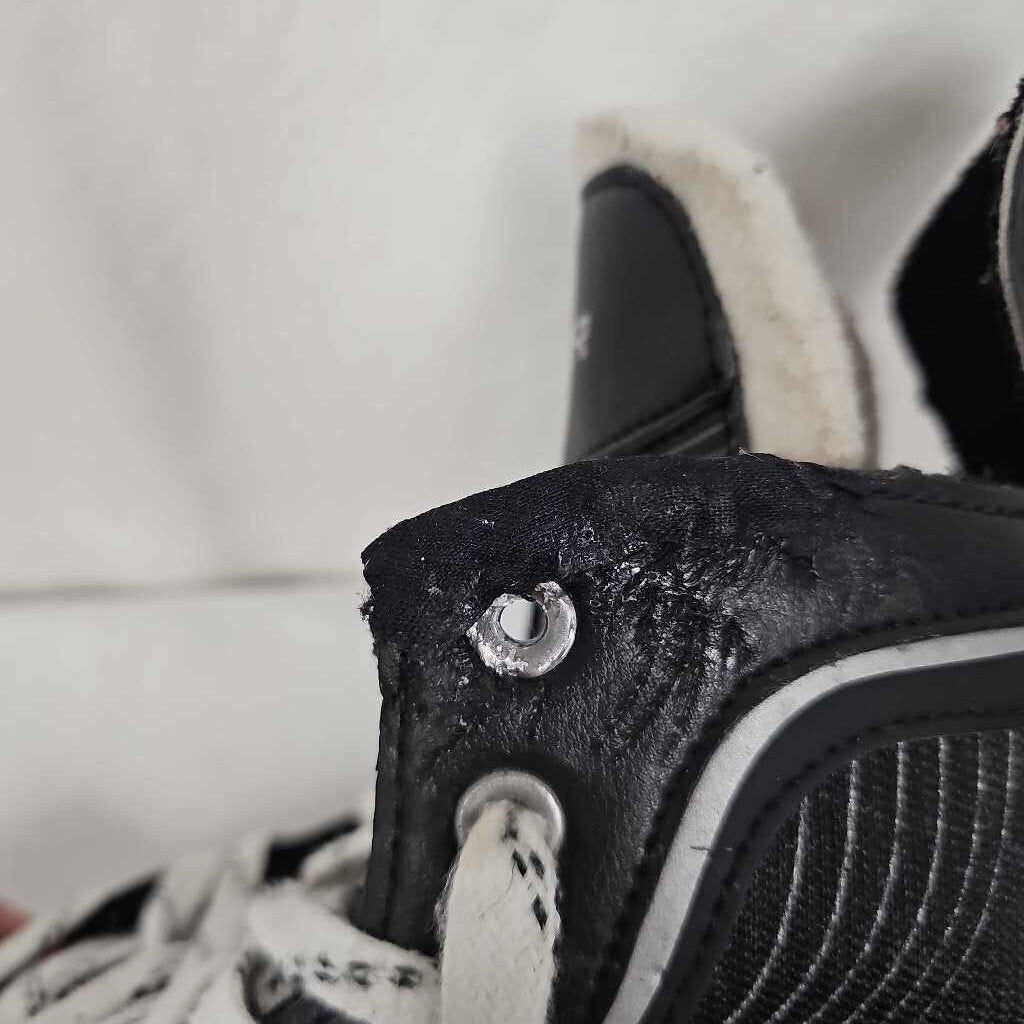 Bauer Supreme One20 Hockey Skates - Size 5