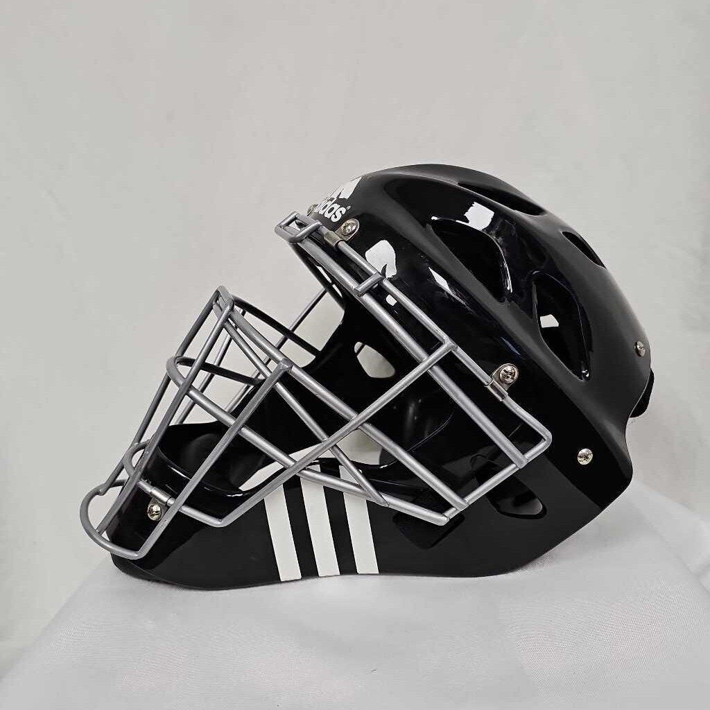 Adidas Captain Catchers Mask - Size 7 1/8 - 7 3/8