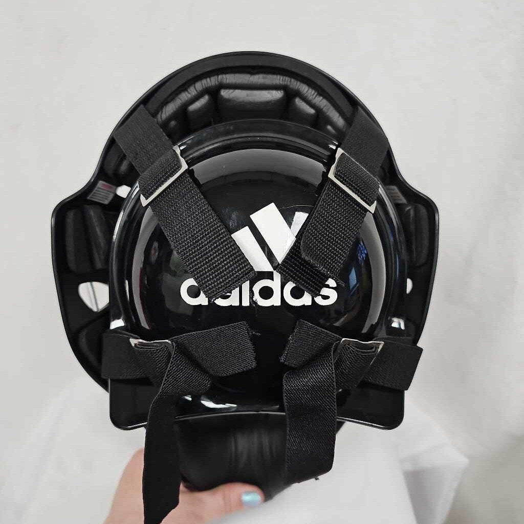 Adidas Captain Catchers Mask - Size 7 1/8 - 7 3/8