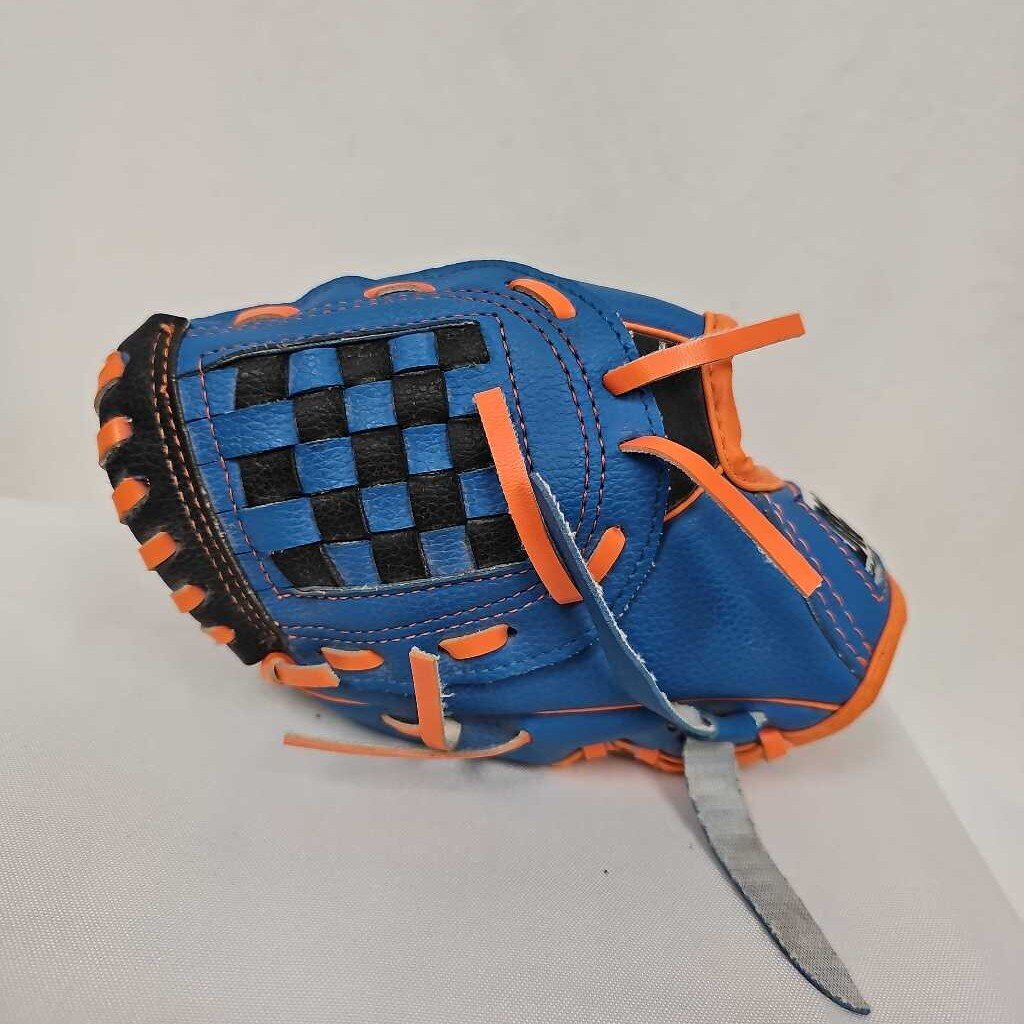 DSG T-Ball Glove - 9" LHT