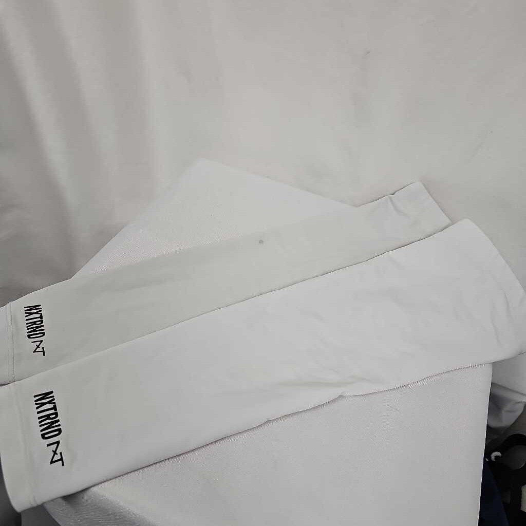 NXTRND Compression Arm Sleeves - 1 pair - Size L/XL