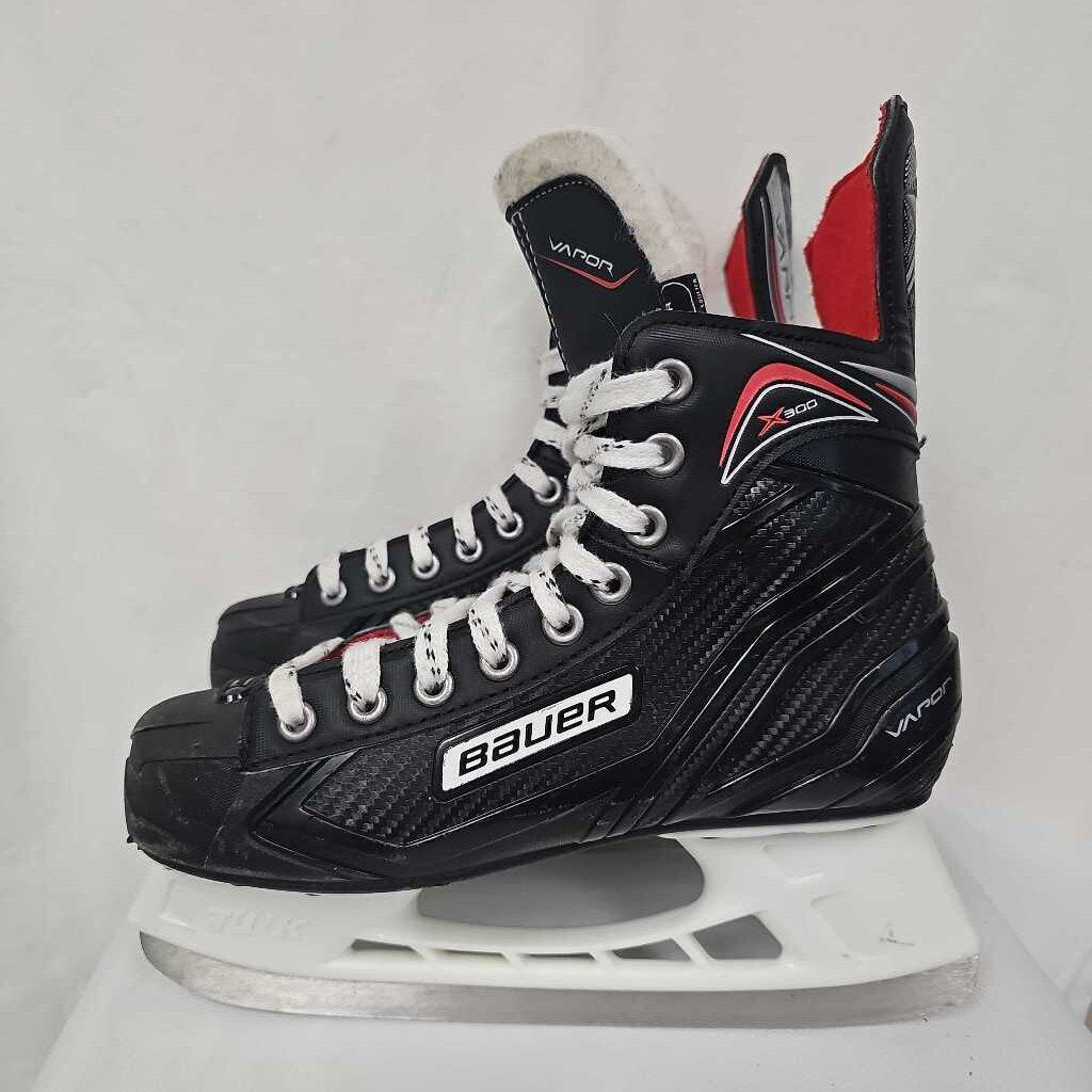Bauer Vapor X300 Intermediate Hockey Skates | Size 5 Regular