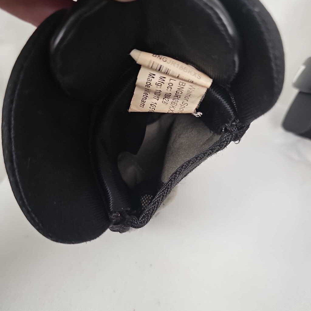 Warrior Burn Next Boys Lacrosse Gloves - Size XS