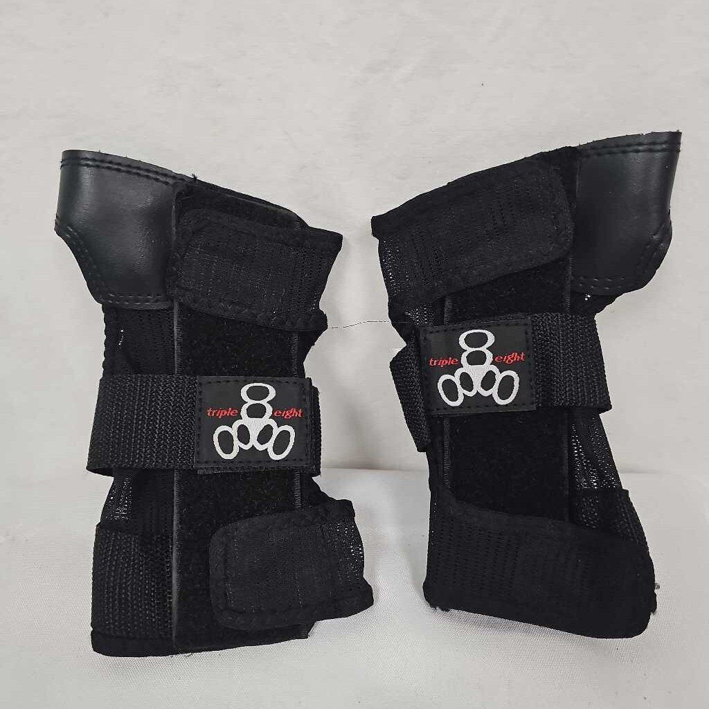 Triple Eight Adult Wrist Guards | Size: Large | Black