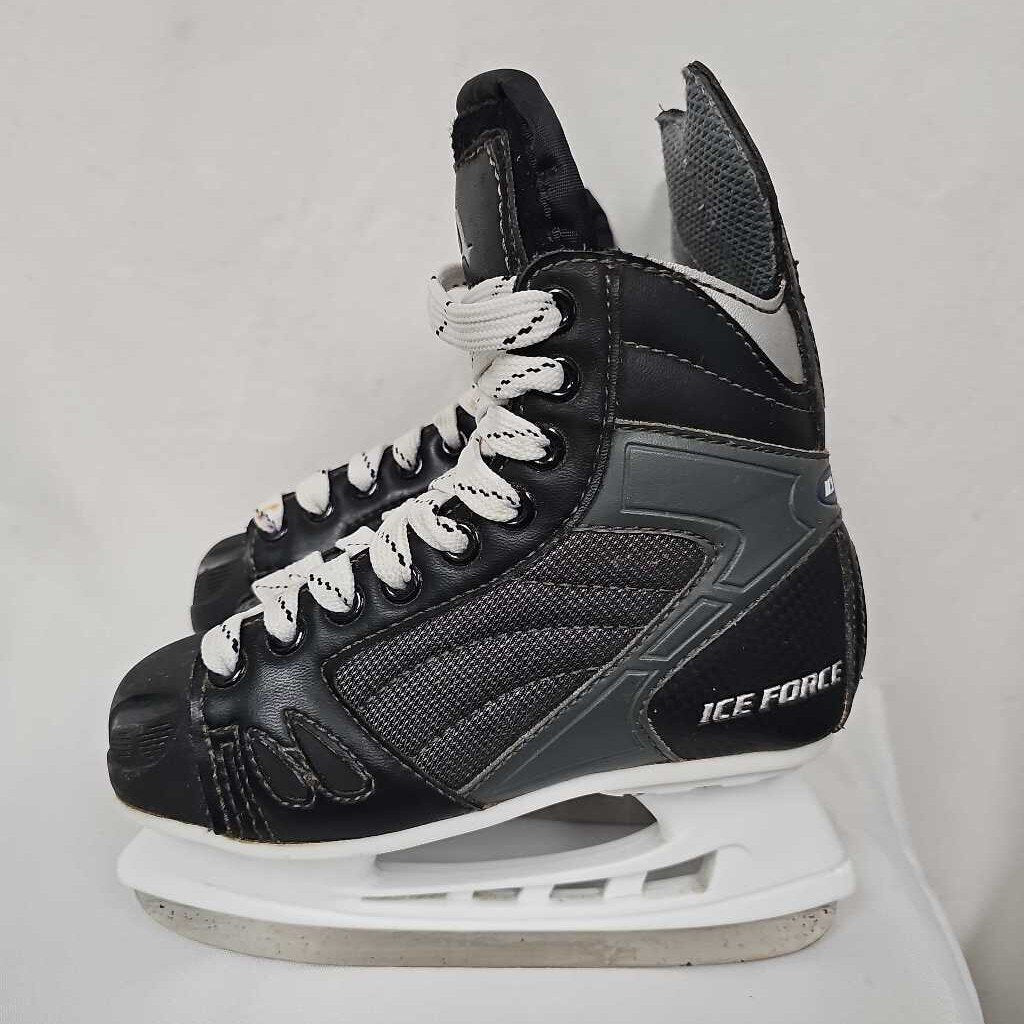 American Ice Force Hockey Skates - Size 2