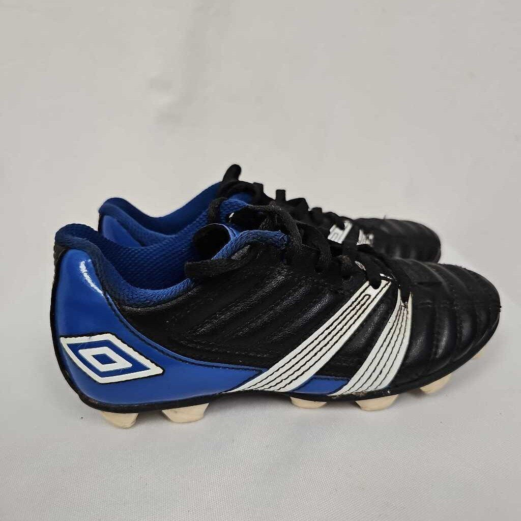 Umbro Corsica Engage Boy's Soccer Cleats | Size: Y13 | Royal Blue/Black