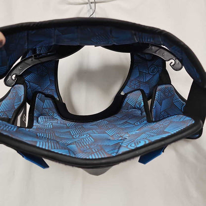 Maverik Charger 2.0 EKG Lacrosse Shoulder Pads - Size Medium