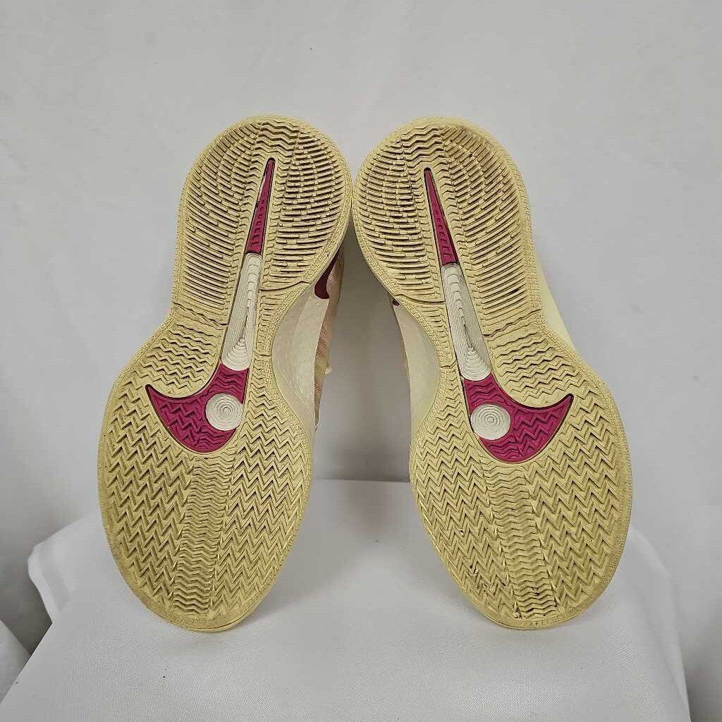 Nike Sabrina 2 Women's Basketball Shoes | Size Women's 8 | Citron Tint