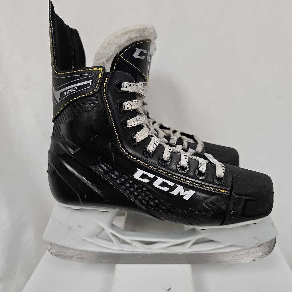 Used CCM Tacks 9350 Junior Hockey Skates | Size 3