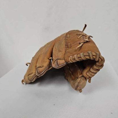 The Reach Co Super H Design Baseball Glove - 11" LHT