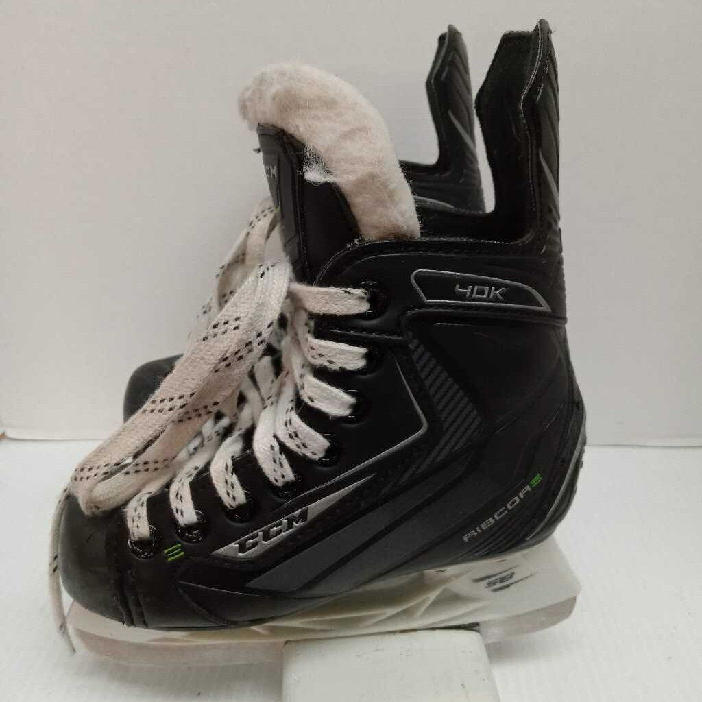 CCM Ribcore 40K Hockey Skates Black Size Youth 11