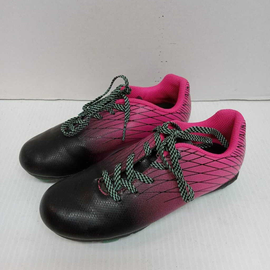 DSG Soccer Cleats Size 1