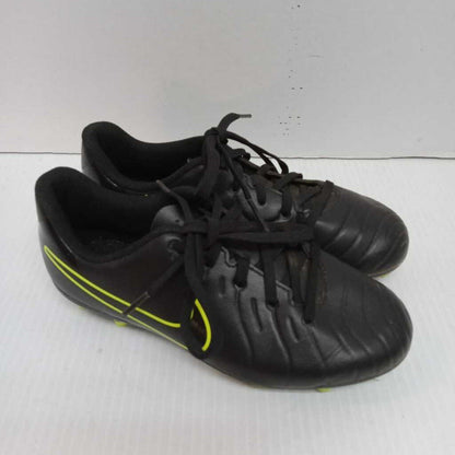 Nike Soccer Cleats - Size 1.5