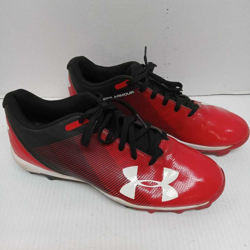 Under Armour Baseball Cleats - Size 8