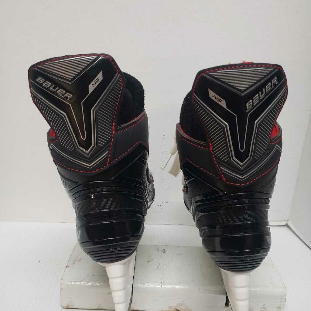 Bauer NS Hockey Skates - Size Y13