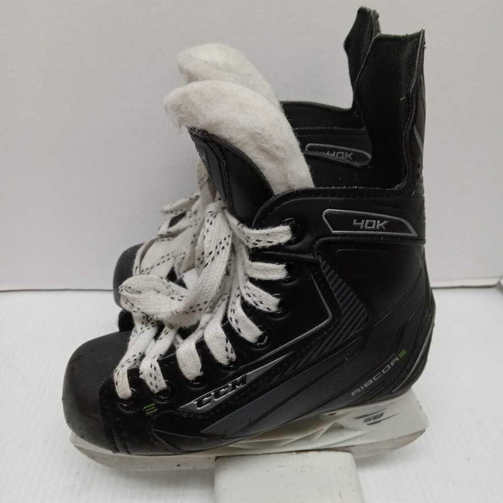 CCM Ribcore 40K Hockey Skates - Size Y11