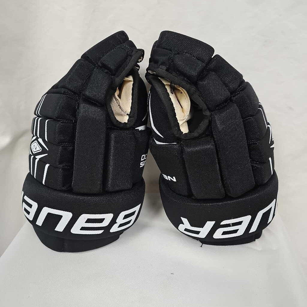 Bauer Nexus 400 Junior Hockey Gloves - 12"