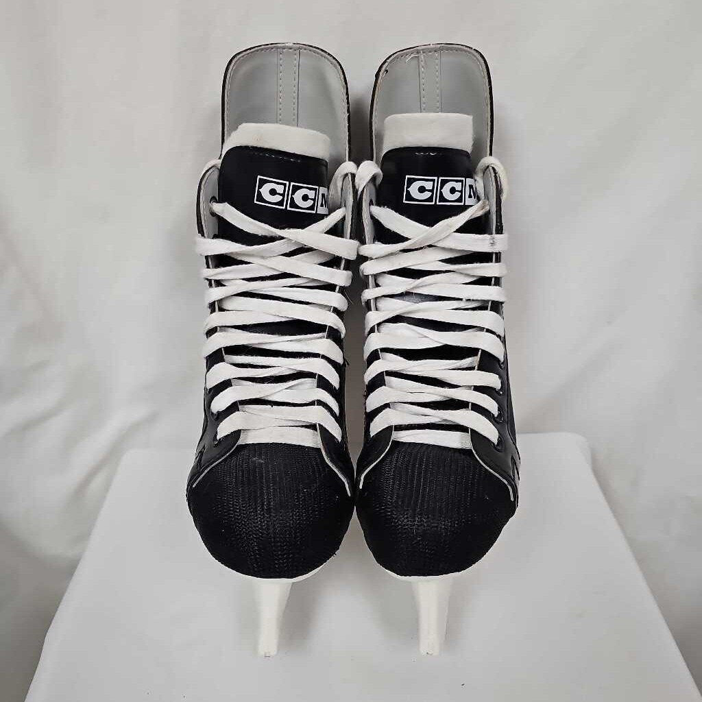 CCM Champion 90 Junior Hockey Skates - size 3